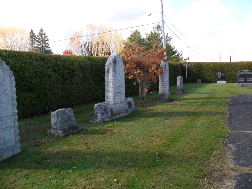 cimetière Valcourt, paroisse Sainte-Famille