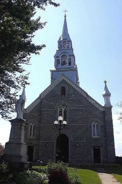 église St-Joseph de Valcourt, paroisse Sainte-Famille